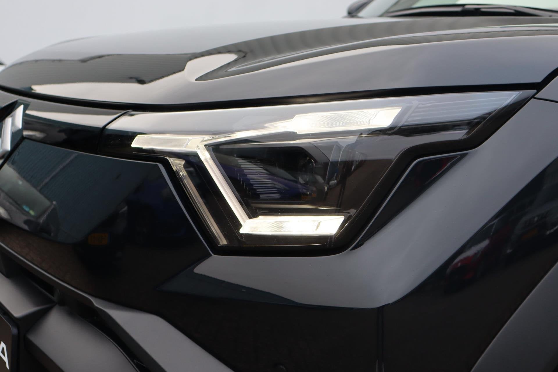 Suzuki E VITARA Style 61 kWh| € 2.000,- voordeel voor 30 S, Dealer onderhouden, Zwart, Leder en Stof, Zwart