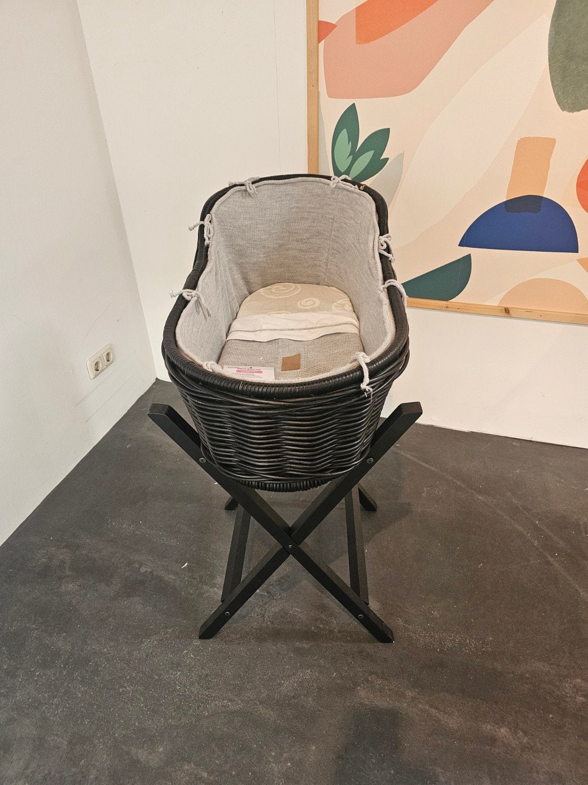 Kidsmill Moses wieg, standaard, matras, wiegbekleding, zwart, Ophalen, Zo goed als nieuw, Wieg