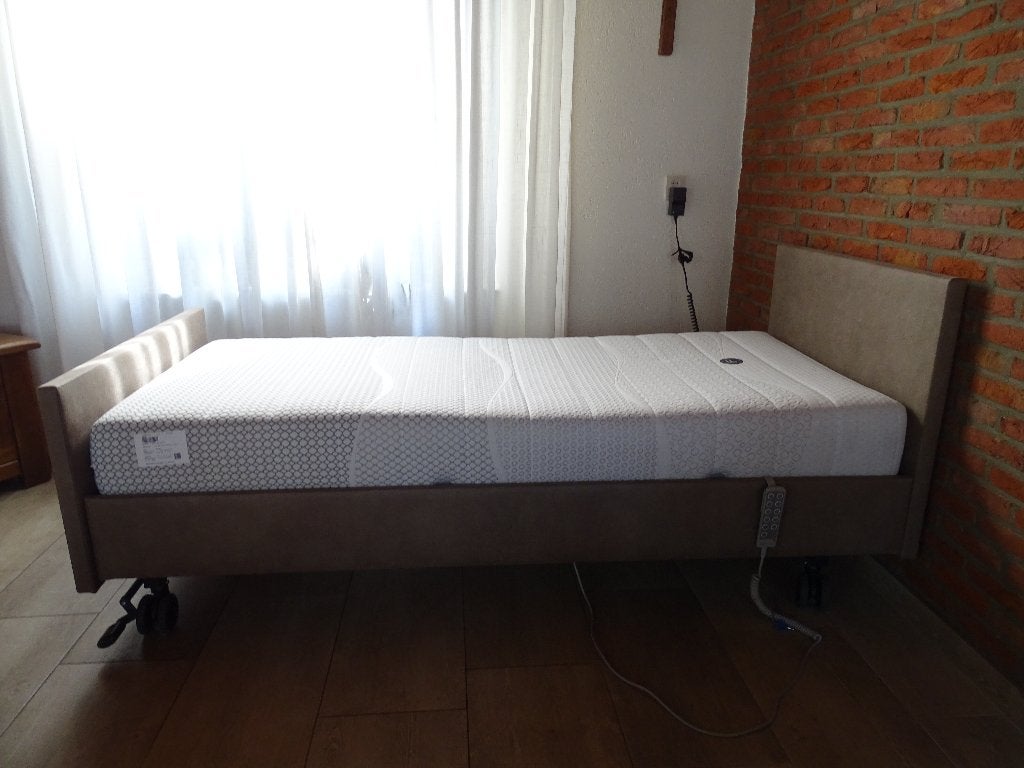 Hoog-laag elektrisch verstelbaar bed, Huis en Inrichting, Slaapkamer | Bedden, Ophalen, Verstelbaar, 90 cm, Nieuw