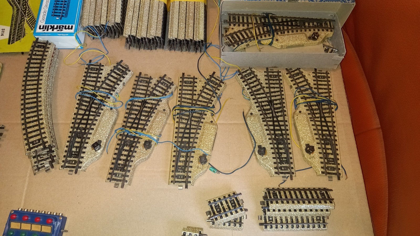 marklin m rails en 9 elektrische wissels  en kruisingen, Ophalen of Verzenden, Wisselstroom, Treinset, Märklin
