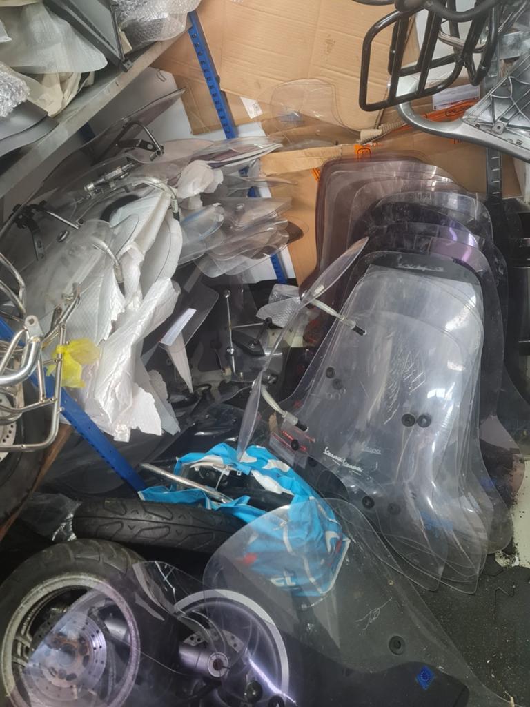 Scooter windschermen vespa china sym piaggio, Ophalen of Verzenden