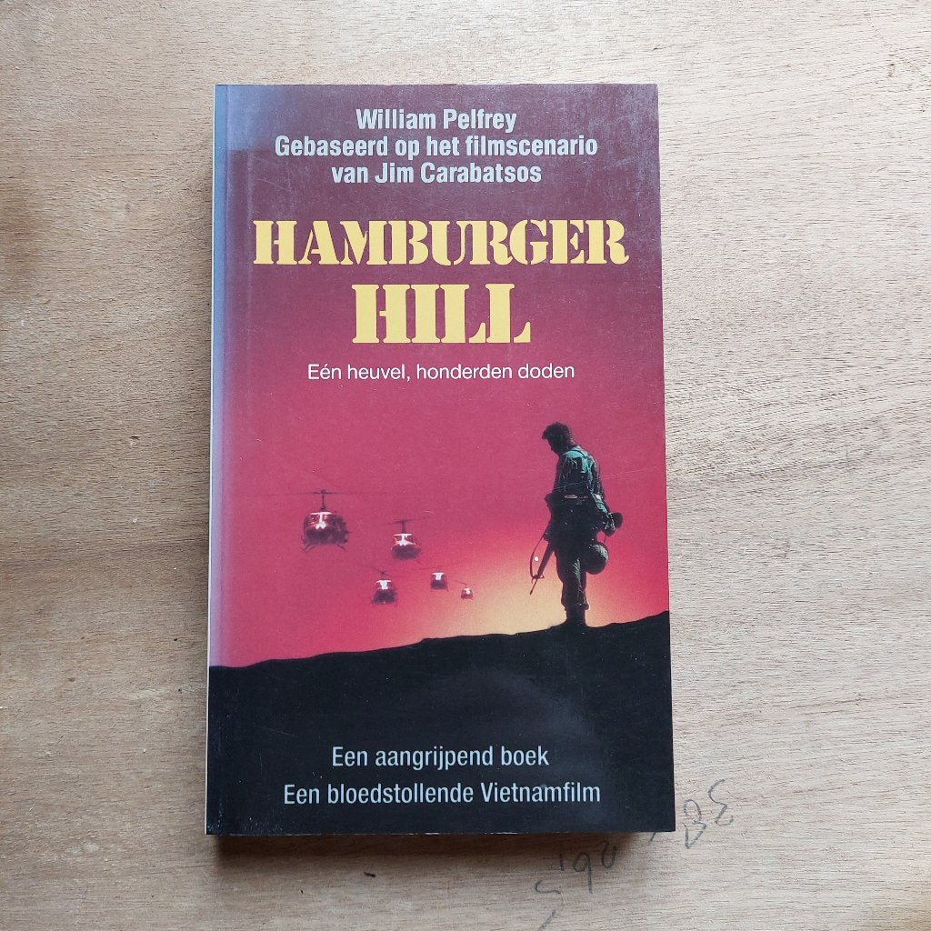 Boek : Hamburger Hill, Ophalen of Verzenden, Tweede Wereldoorlog, Gelezen
