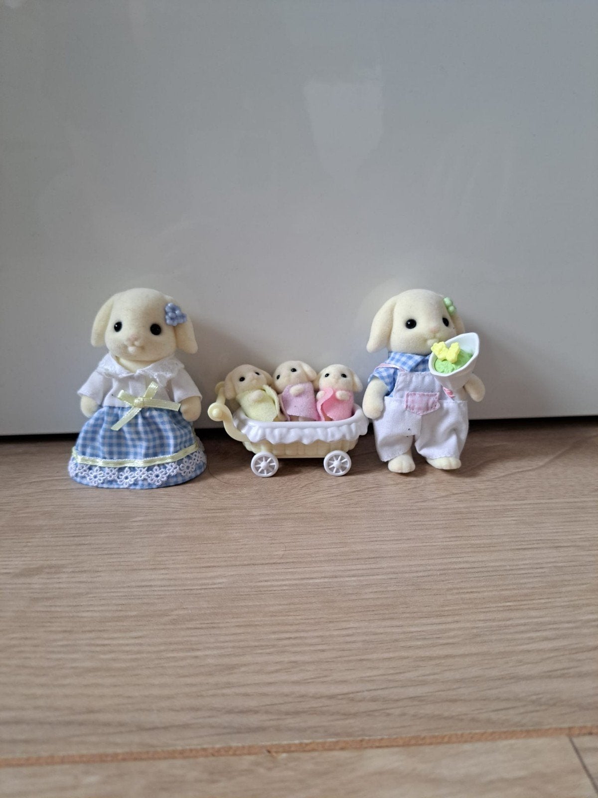 Sylvanian familie Schaap drieling wandelwagen set, Ophalen, Zo goed als nieuw, Poppenhuis