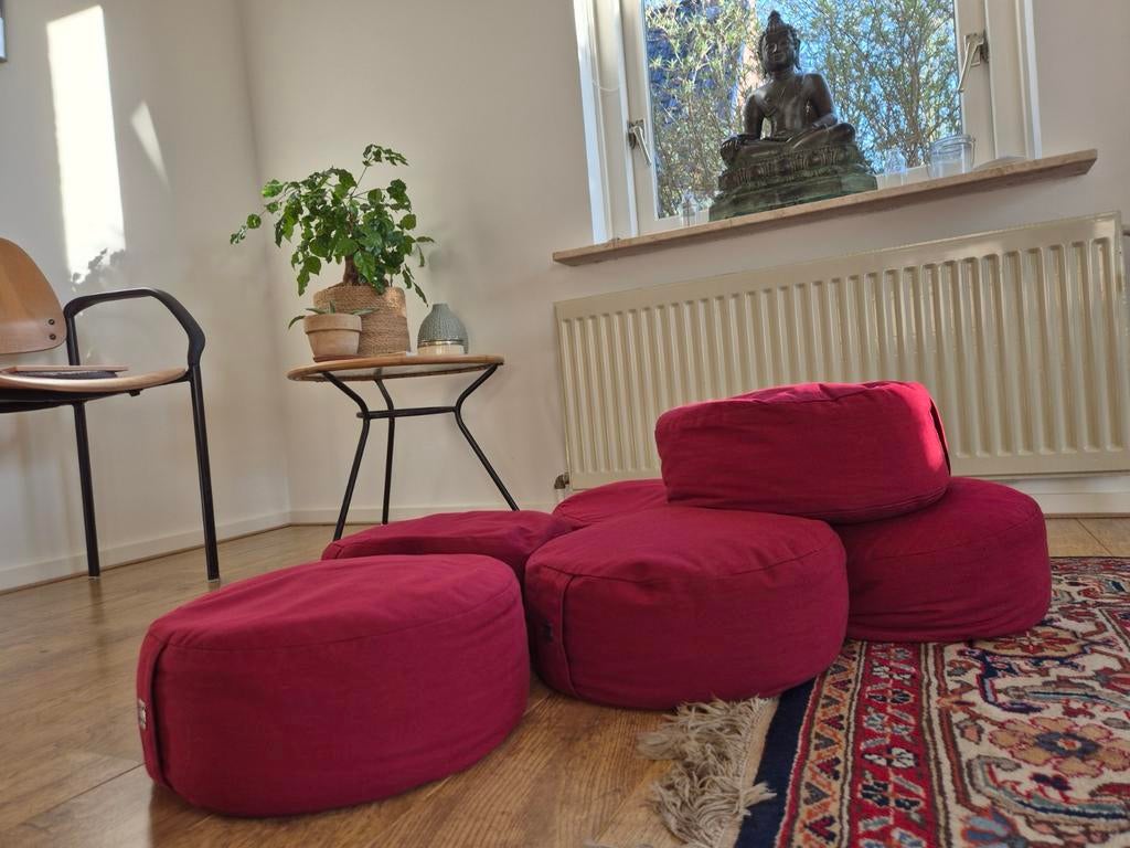 Meditatiekussens- set van 6 rode kussens, Sport en Fitness, Yoga en Pilates, Ophalen, Zo goed als nieuw