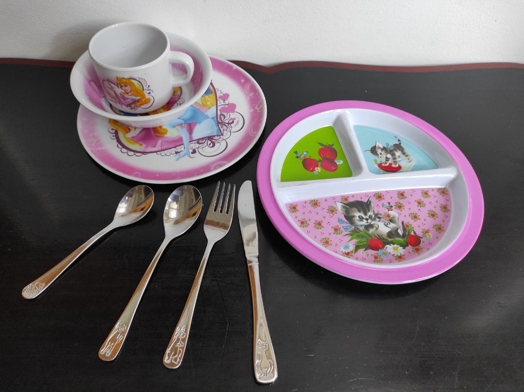 Kinderserviesje Disney prinsessen Gouden Boekjes Poes Pinkie, Ophalen of Verzenden, Overige figuren, Gebruikt, Servies