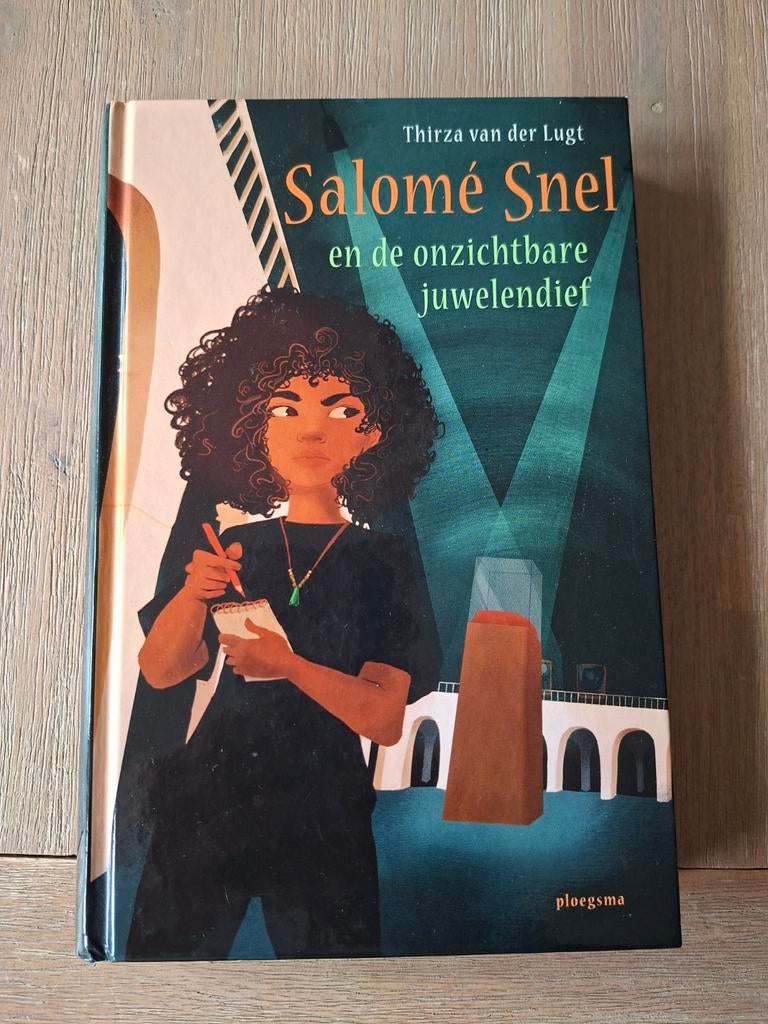 Salomé Snel en de juwelendief -Thirza v d Lugt, Ophalen of Verzenden