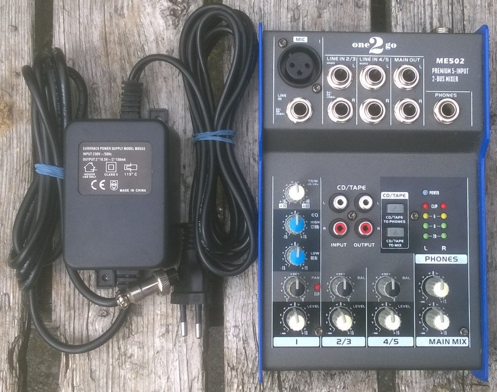 Microfoon mixer, Muziek en Instrumenten, Microfoons, Ophalen of Verzenden, Zo goed als nieuw, Nb, Nb