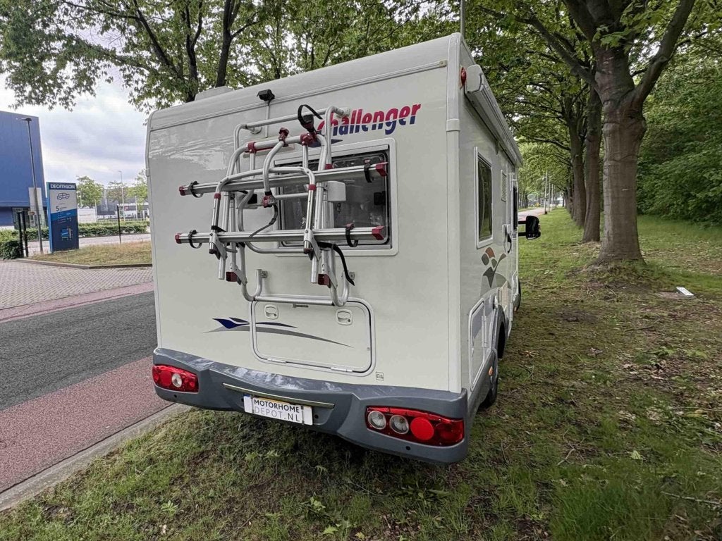 Challenger Mageo 107- bj 2007- 4 gordelplaatsen, Caravans en Kamperen, Campers, Koelkast, 6 tot 7 meter, Particulier, 6 tot 7 meter