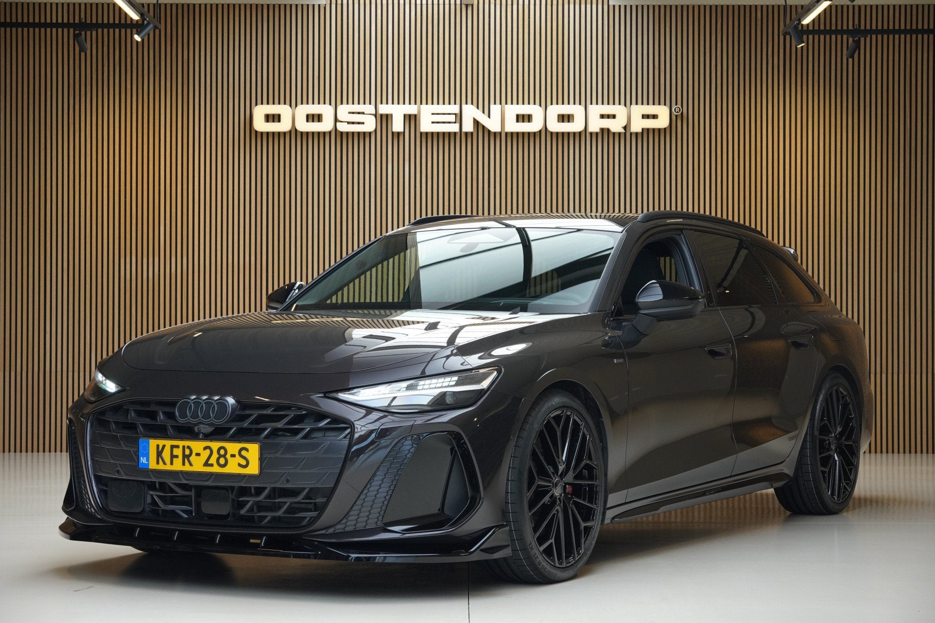 Audi A6 Avant 2.0/367pk e-hybrid Quattro S-Line Competition, Zwart, Leder en Stof, Zwart, Plug-in hybride