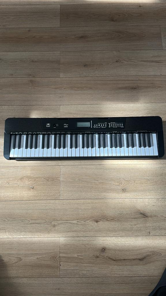 Keyboard (piano), 61 toetsen, Zo goed als nieuw, Met standaard, Ophalen