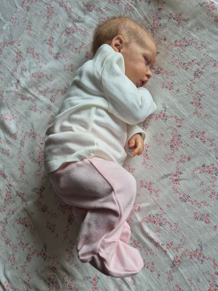 Prachtige reborn baby,, Bonnie Brown, Verzamelen, Ophalen of Verzenden, Zo goed als nieuw, Babypop