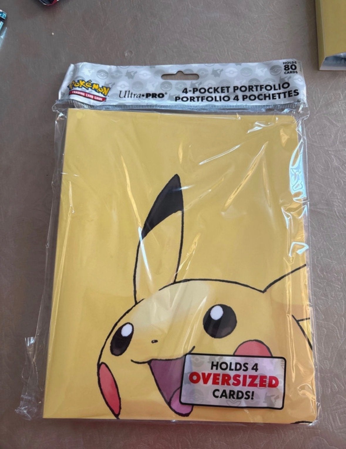 Pokémon Ultra Pro 4-Pocket Portfolio Pikachu, Ophalen of Verzenden, Nieuw, Overige typen