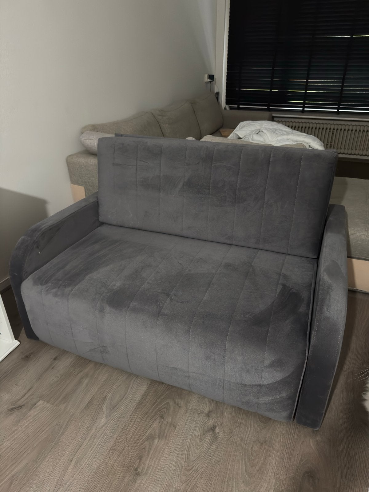 Comfortabele grijze 2-zits slaapbank, Ophalen, 150 tot 200 cm, Tweepersoons, 75 tot 100 cm