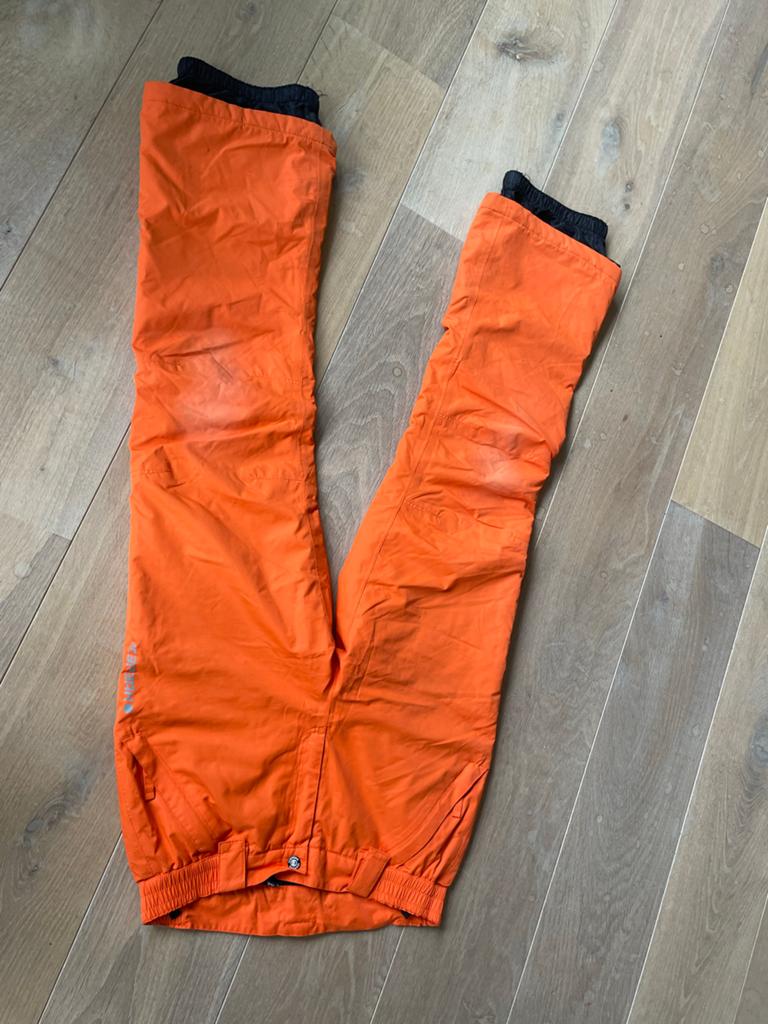 Oranje skibroek maat 152 voor 11-12 jaar, Sport en Fitness, Skiën en Langlaufen, Ophalen of Verzenden, Gebruikt