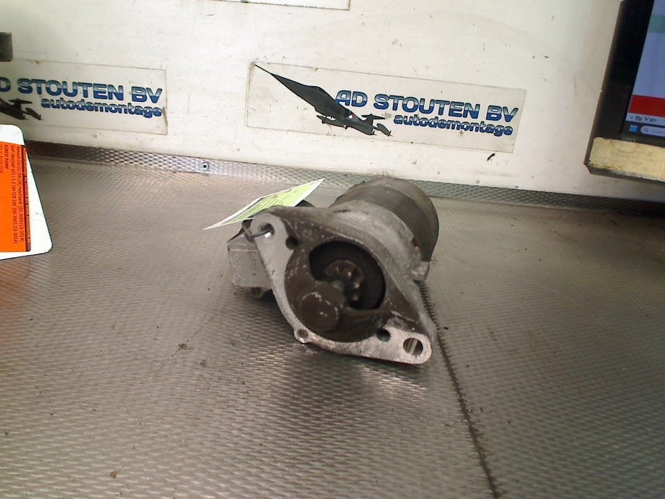 Startmotor Renault Clio III (BR/CR) 2011 8200369521F, Gebruikt, Renault Deutschland AG, Dialog.deutschland@renault.de, Peter-Huppertz-Straße 5, Köln 51063, , Duitsland