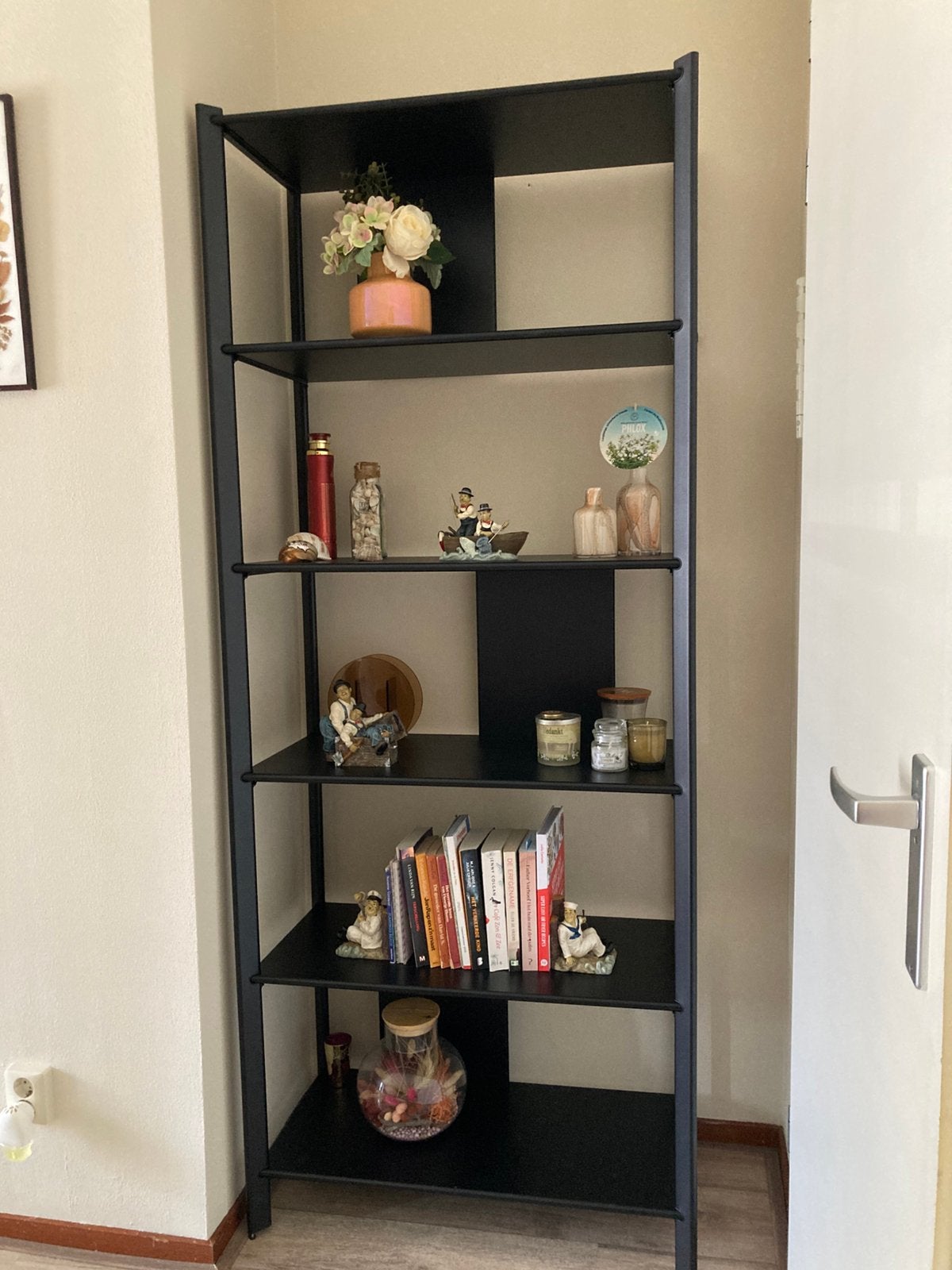 Wandkast IKEA JÄTTESTA Zwart, Huis en Inrichting, Kasten | Boekenkasten, Ophalen, 50 tot 100 cm, Zo goed als nieuw, 150 tot 200 cm