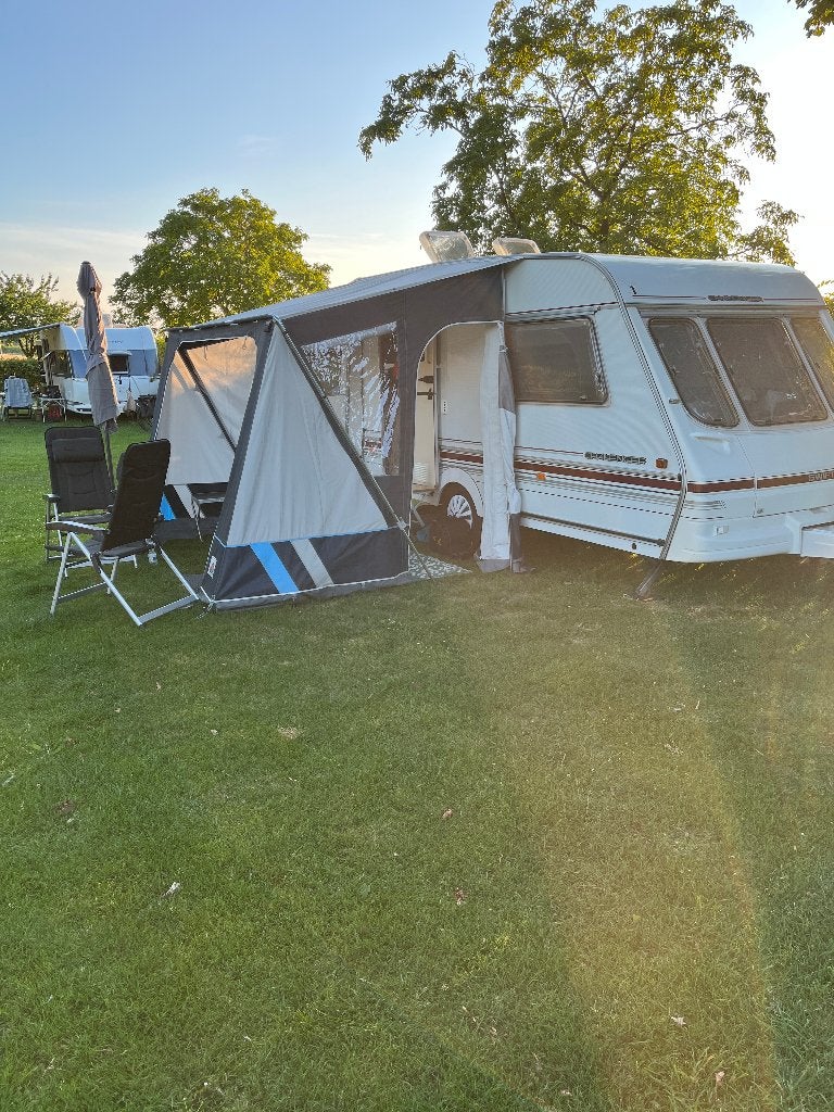 Swift Challanger 400SE, Tot en met 2, 750 - 1000 kg, Particulier, Swift