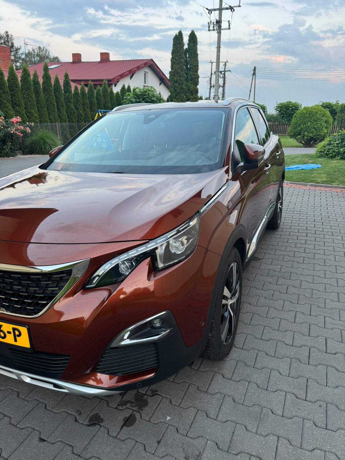 Peugeot 3008 1.6 E-thp 121KW/165PK Eat6 2018 Bruin, 4 cilinders, Bruin, Particulier, 1275 kg