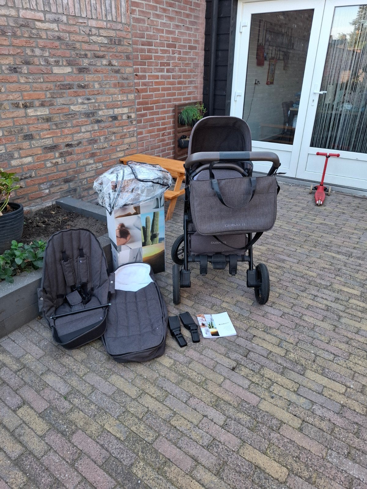 Dubatti One E4 Kinderwagen in zeer goede staa, Luchtbanden, Zo goed als nieuw, Combiwagen, Ophalen