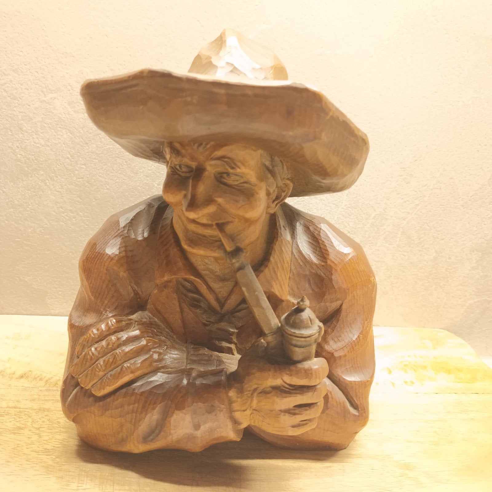 Zwarte Woud Tiroler man met pijp., Ophalen of Verzenden