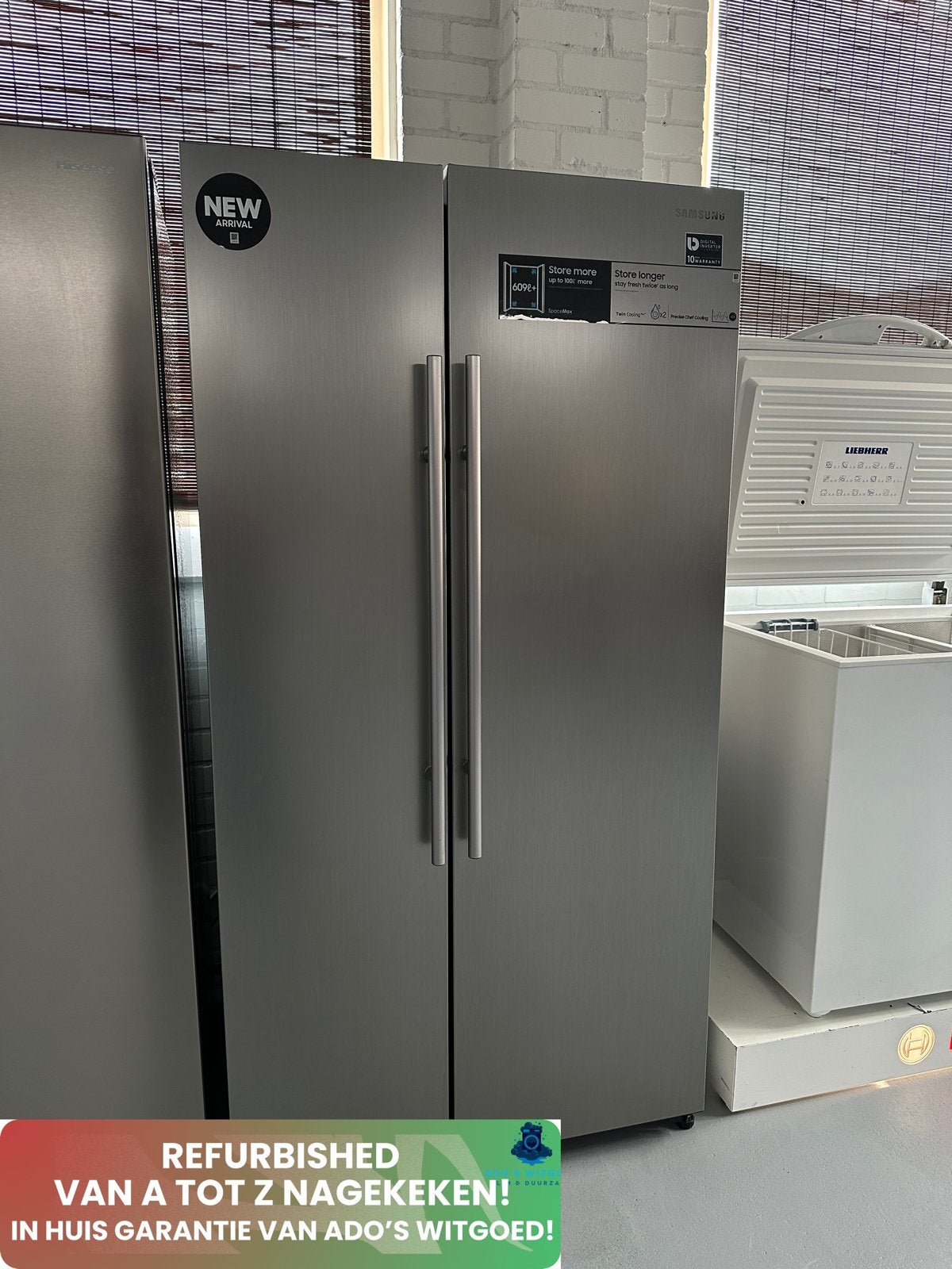 Foto 2 van SAMSUNG RVS No Frost Side-By-Side KOELKAST 617L SpaceMax