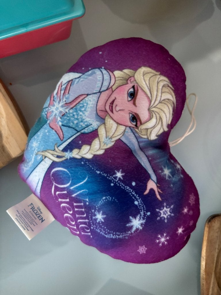 Kussentje om op te hangen hartje Elsa van Frozen, Ophalen, Zo goed als nieuw, Wanddecoratie