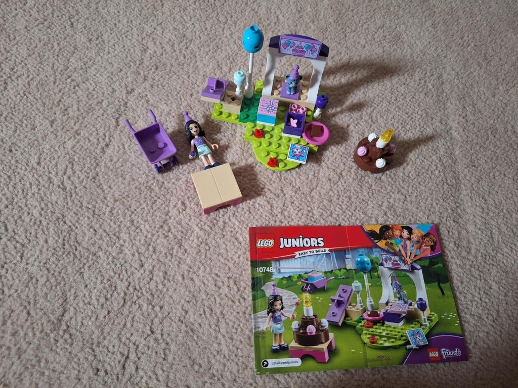 LEGO Juniors Friends Mia's Feestje (10748) met instructies, Compleet, Lego, Friends, Ophalen of Verzenden