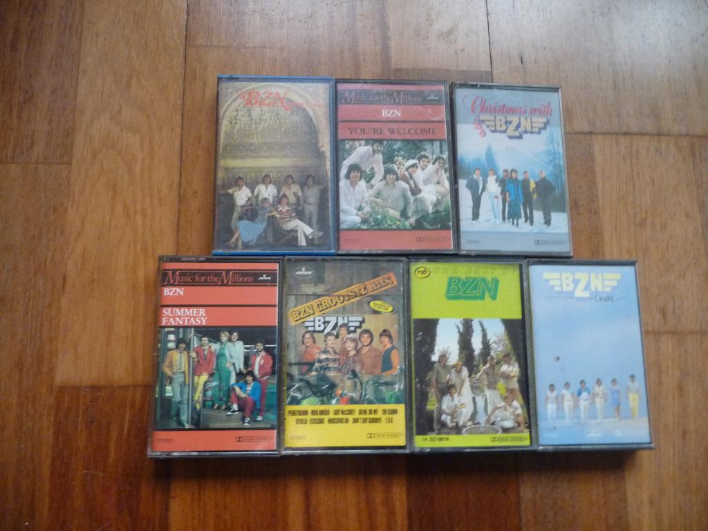 Cassette bandjes BZN, Diverse titels. Verzending mogelijk, Ophalen, Gebruikt, 2 t/m 25 bandjes, Origineel