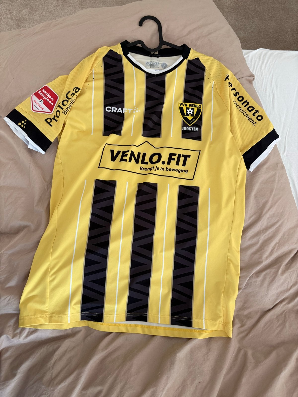 Gesigneerd VVV-Venlo Matchworn Shirt Tijn Joosten, Geel, Vvv venlo, Vvv venlo, Ophalen of Verzenden