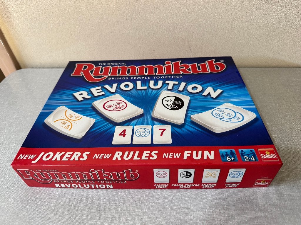 Z.G.A.N. rummikub REVOLUTION met EXTRA speciale jokers, Hobby en Vrije tijd, Een of twee spelers, Ophalen of Verzenden, Zo goed als nieuw