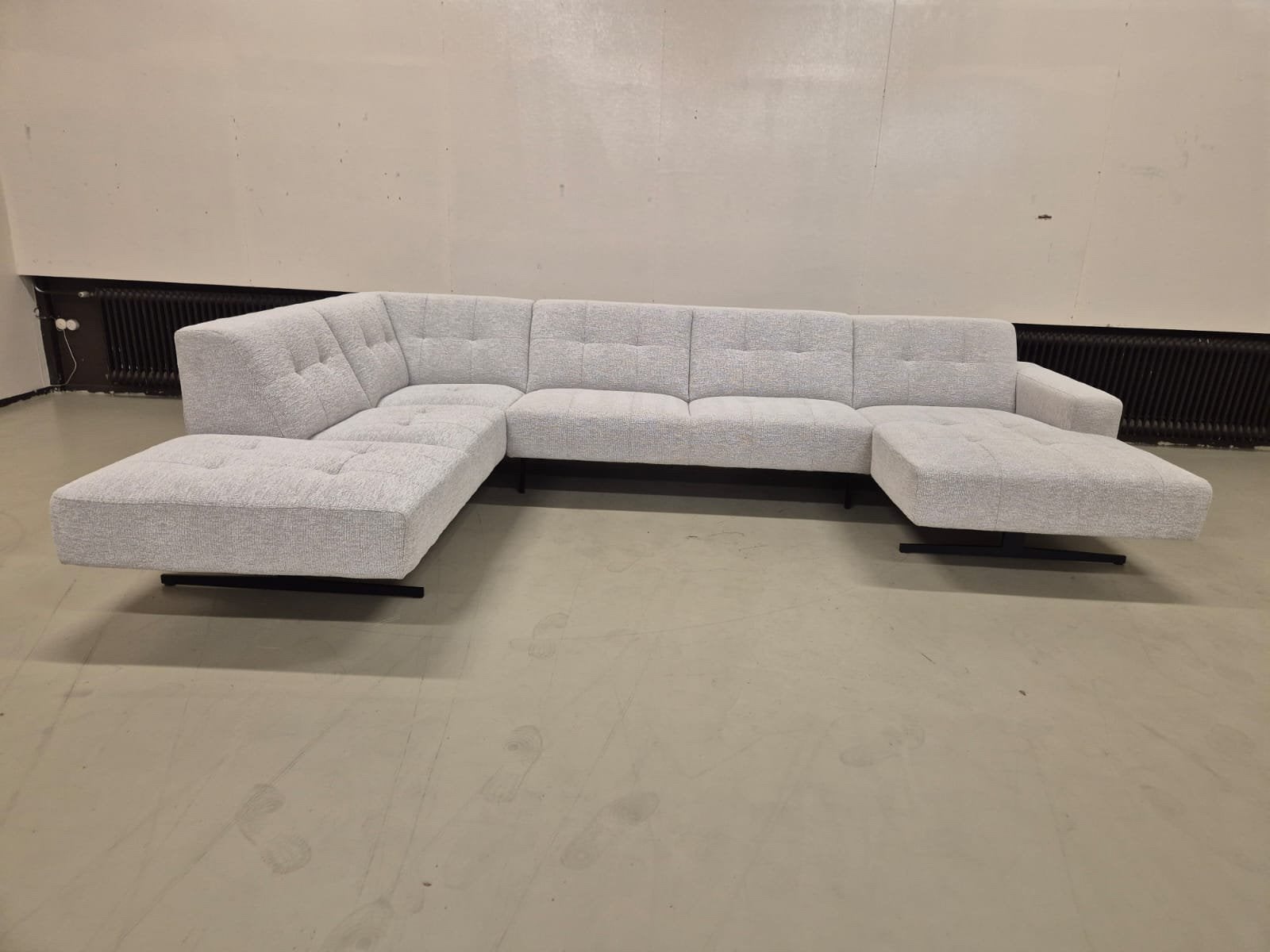 JC Furniture Hoekbank Inruilen of Verkopen Snel en Eenvoudig, Laan der Techniek 21, Veenendaal, Hoekbank verkopen, tweedehands banken, design, kwaliteit, montel