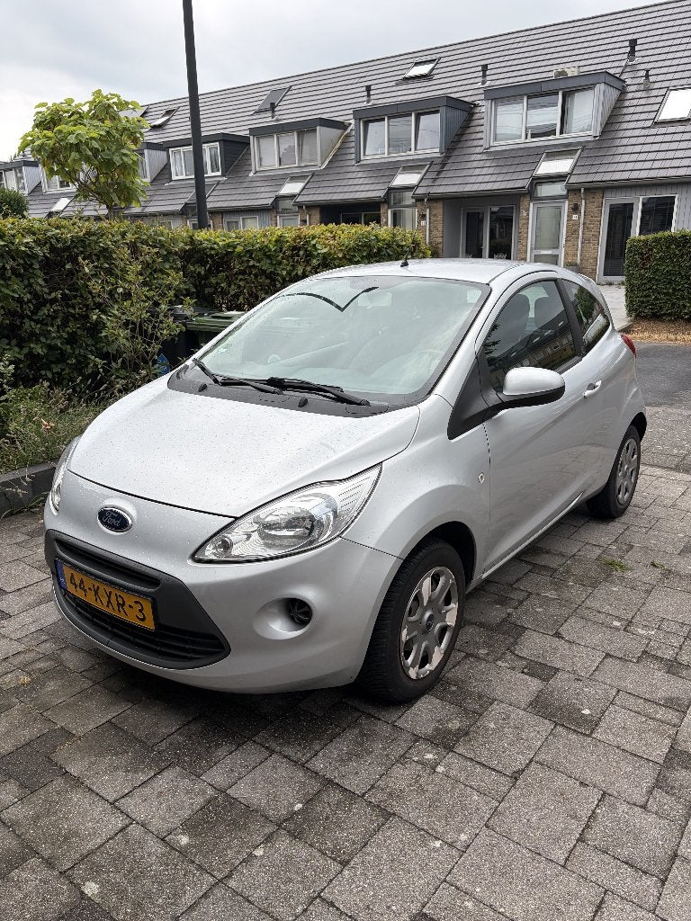 Ford Ka 1.2 51KW 2010 Grijs, Voorwielaandrijving, Stof, 1242 cc, 4 cilinders