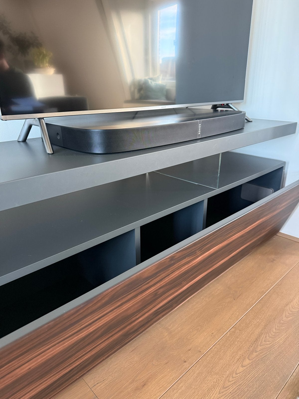 LAGO Design TV-meubel, Ophalen, 150 tot 200 cm, Zo goed als nieuw, Minder dan 100 cm