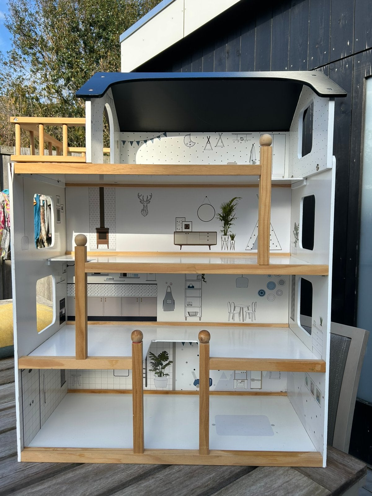 Petit Amelie poppenhuis, hout!, Ophalen, Gebruikt, Poppenhuis