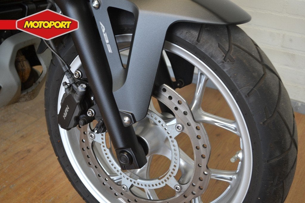 Honda NC 750 X ABS (bj 2018), Dorneveld 180-184
B-1731  Zellik, BE, Honda Motor Europe, Bedrijf, Toermotor