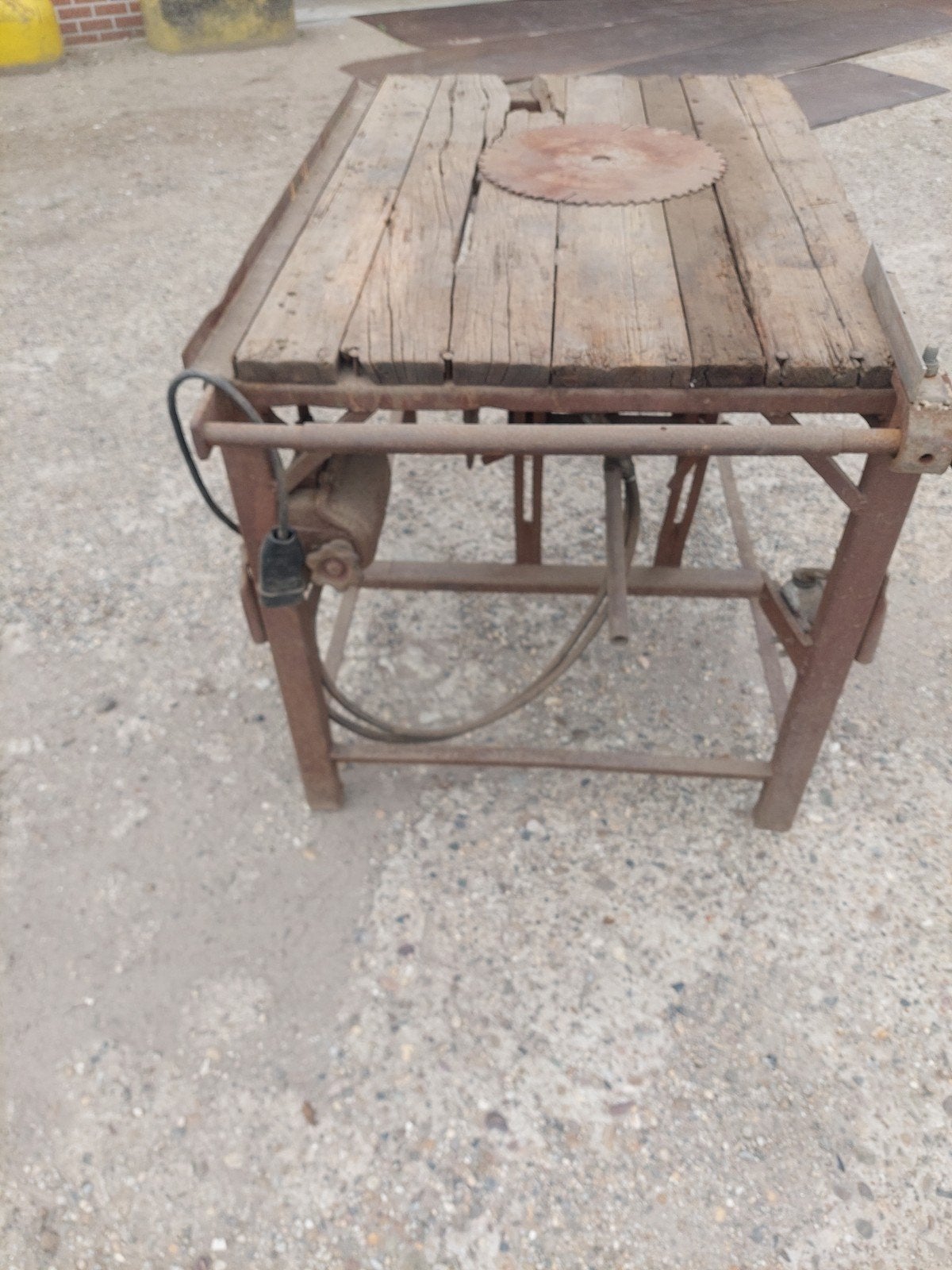 oude zaagtafel te koop, Ophalen, Gebruikt, Cirkelzaag, 30 tot 70 mm