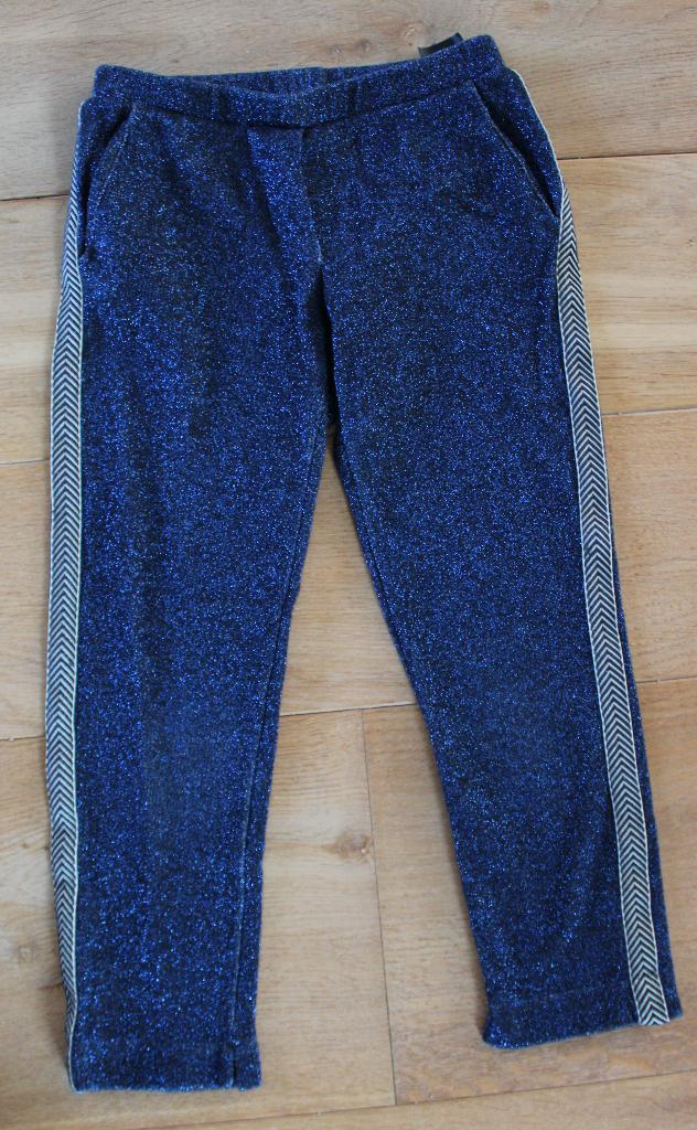 Glitterjoggingbroek van Ai&Ko 140, Broek, Gebruikt, Meisje, Ophalen of Verzenden