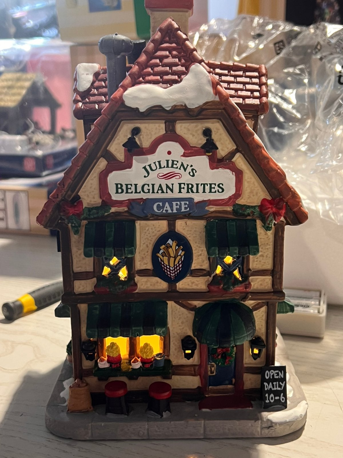 Lemax belgische friet frites kraam met verlichting, Diversen, Ophalen of Verzenden, Zo goed als nieuw, Lemax, X