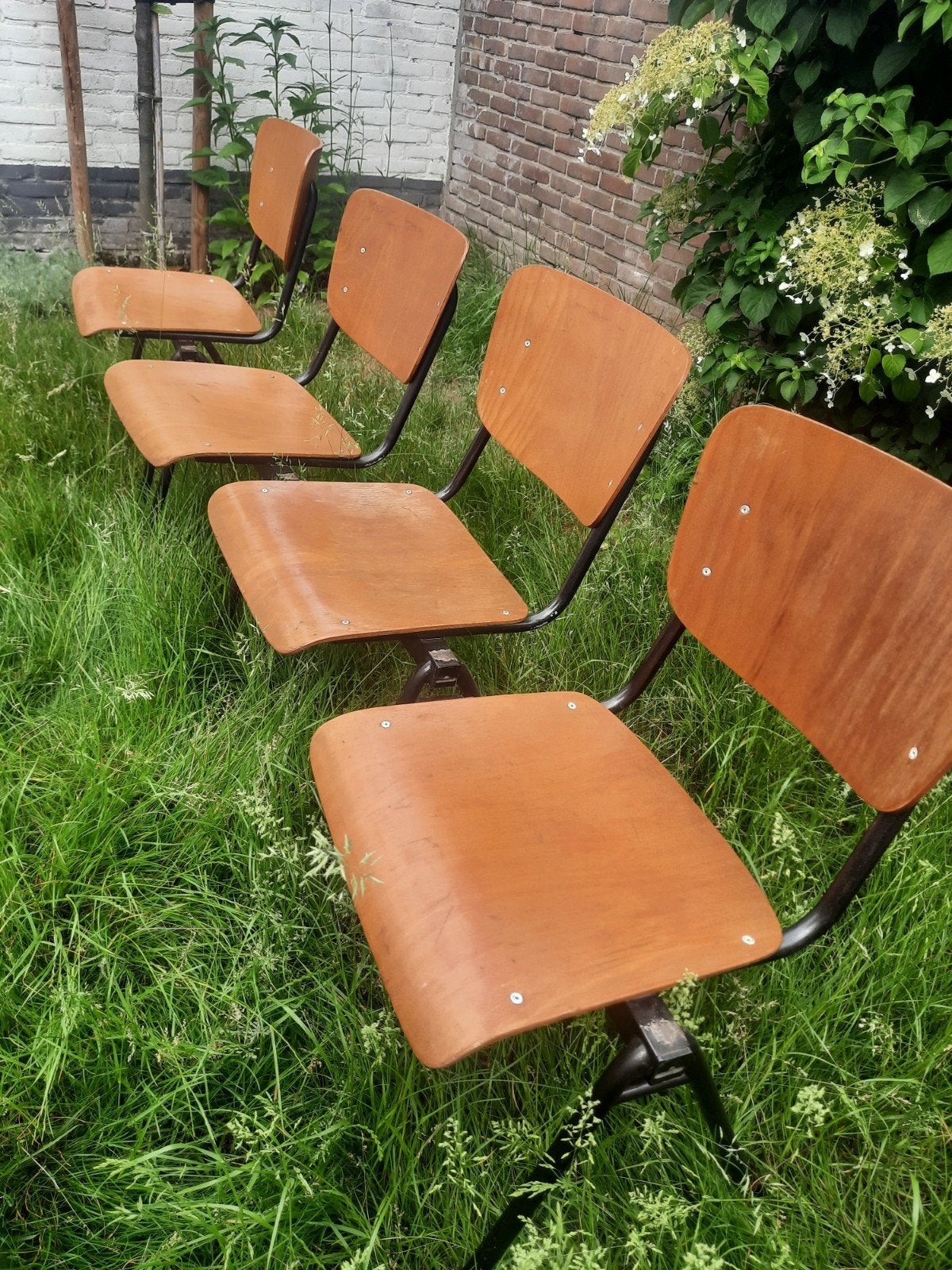 Vintage schoolstoelen, zithoogte 45-46 cm, Huis en Inrichting, Stoelen, Ophalen, Gebruikt, Bruin, Vintage, Retro, School