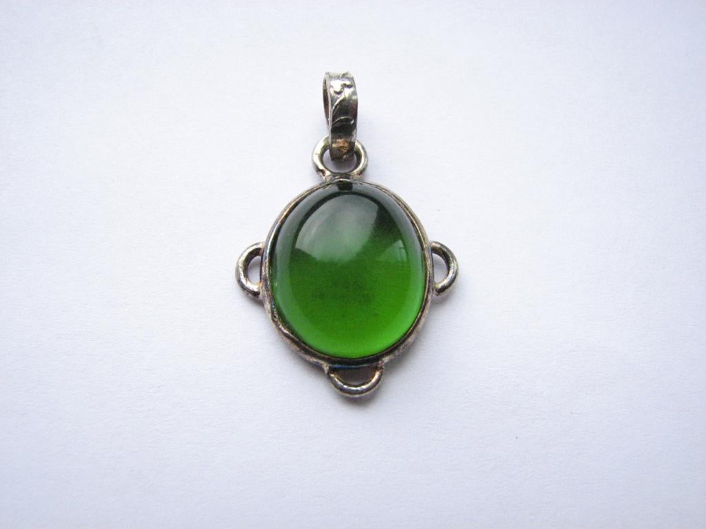 Mooie Zilveren Hanger met Cabuchon geslepen Bolle Peridot, Verzenden, Zilver, Hanger, Met edelsteen