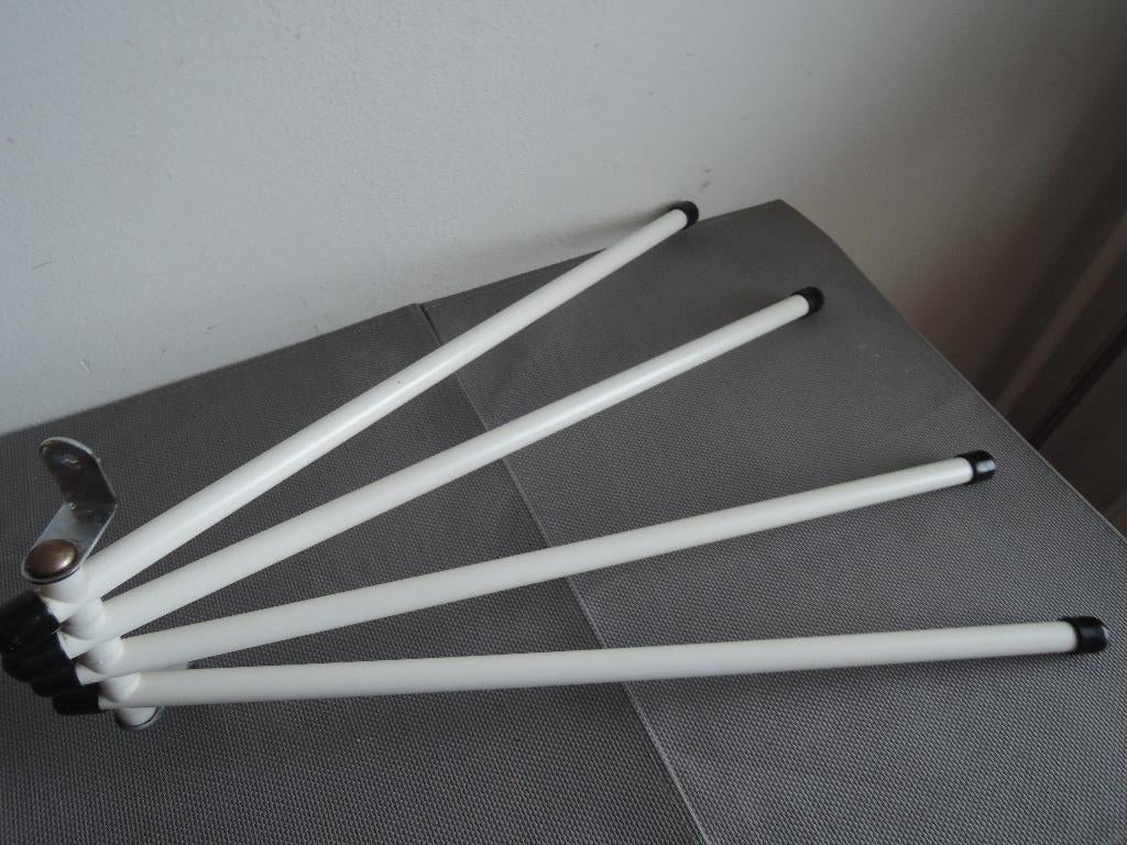 Ouderwets kunststof handdoekenrek, Antiek en Kunst, Curiosa en Brocante, Ophalen of Verzenden