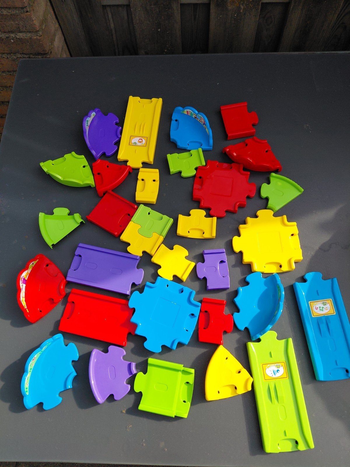 VTech Toet Toet Auto's wegdelen - 30 stuks, Ophalen of Verzenden, Gebruikt, 6 maanden tot 2 jaar