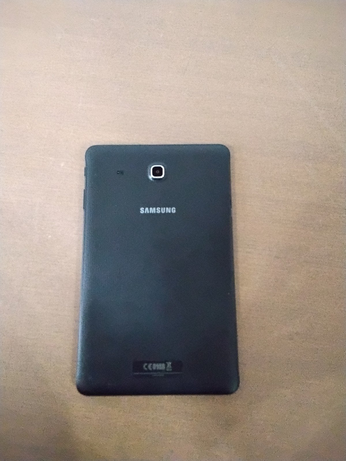 Samsung Galaxy Tab E - 9.6 inch tablet, Computers en Software, Windows Tablets, Uitbreidbaar geheugen, Zo goed als nieuw, Samsung