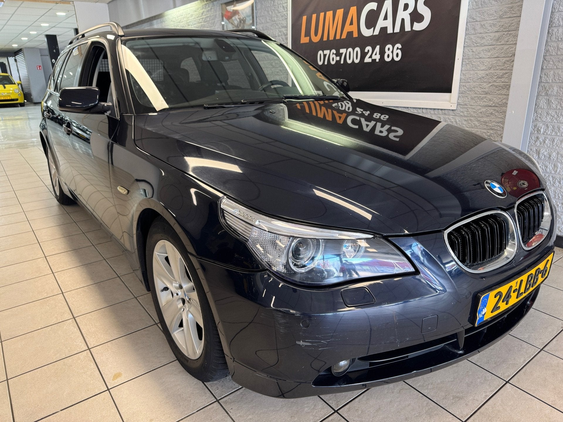 BMW 5-serie Touring 523i Executive Carplay|Trekhaak|Automaat, Automaat, Achterwielaandrijving, 2497 cc, Blauw