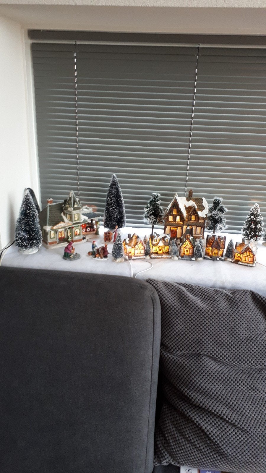 kerstdorp, Ophalen, Zo goed als nieuw