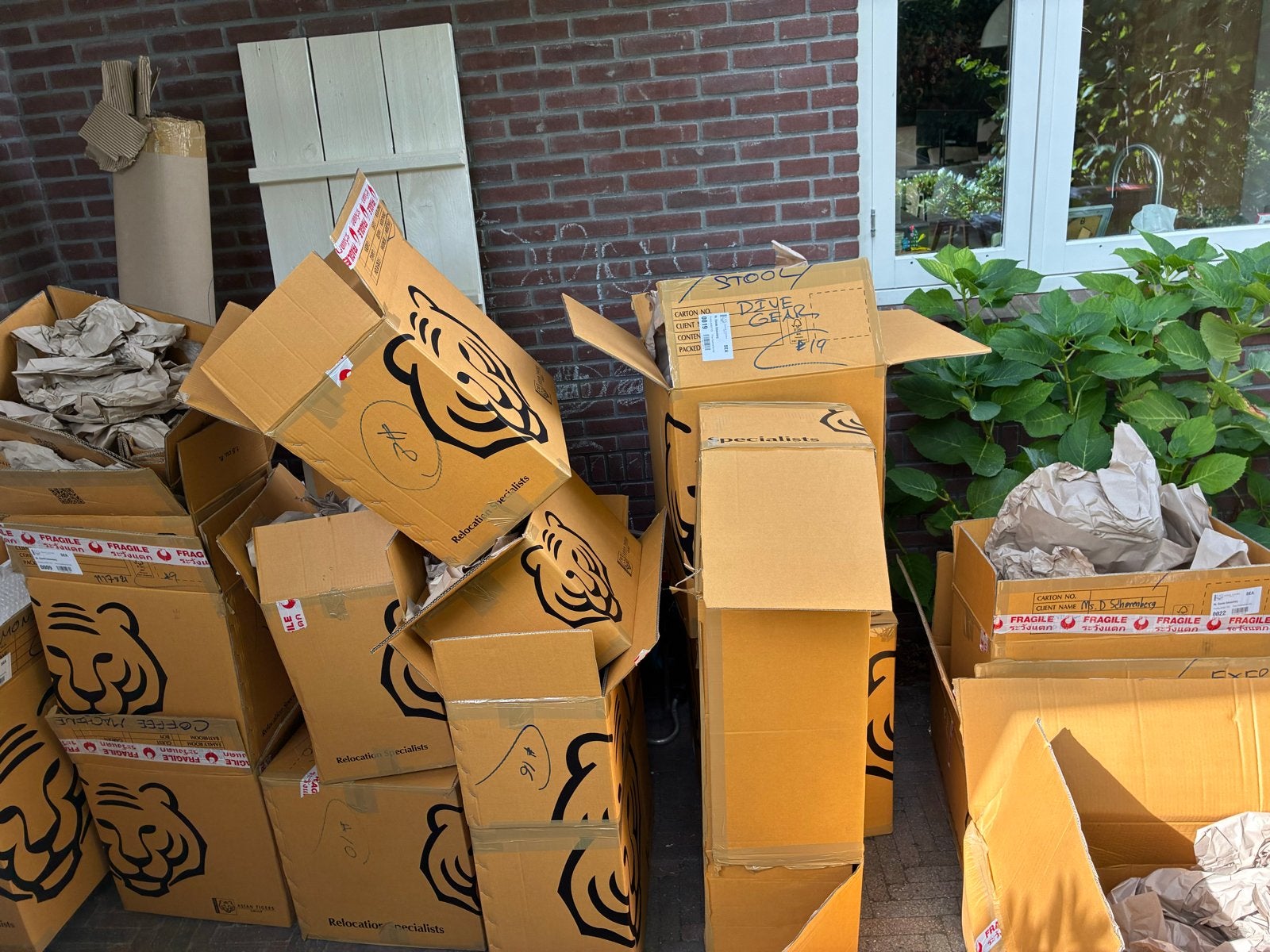 Verhuisdozen - Diverse maten, gebruikt maar goed, Ophalen, 40 tot 60 cm, 50 tot 75 cm, 35 tot 50 cm