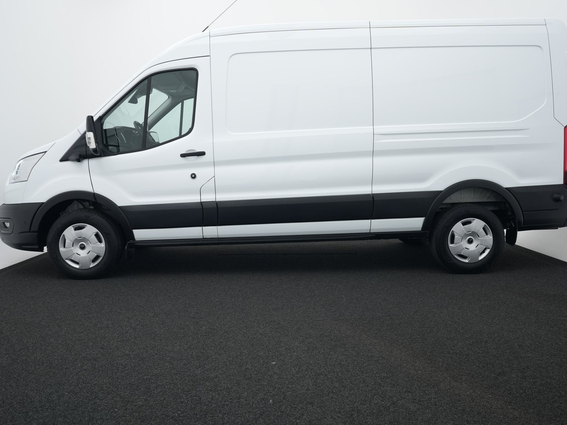 Ford Transit 350 2.0 TDCI 130 pk L3H2 Trend RWD Trekhaak | A, Auto's, Bestelauto's, Keurmerk '100% Onderhouden', 12 maanden, 4 cilinders