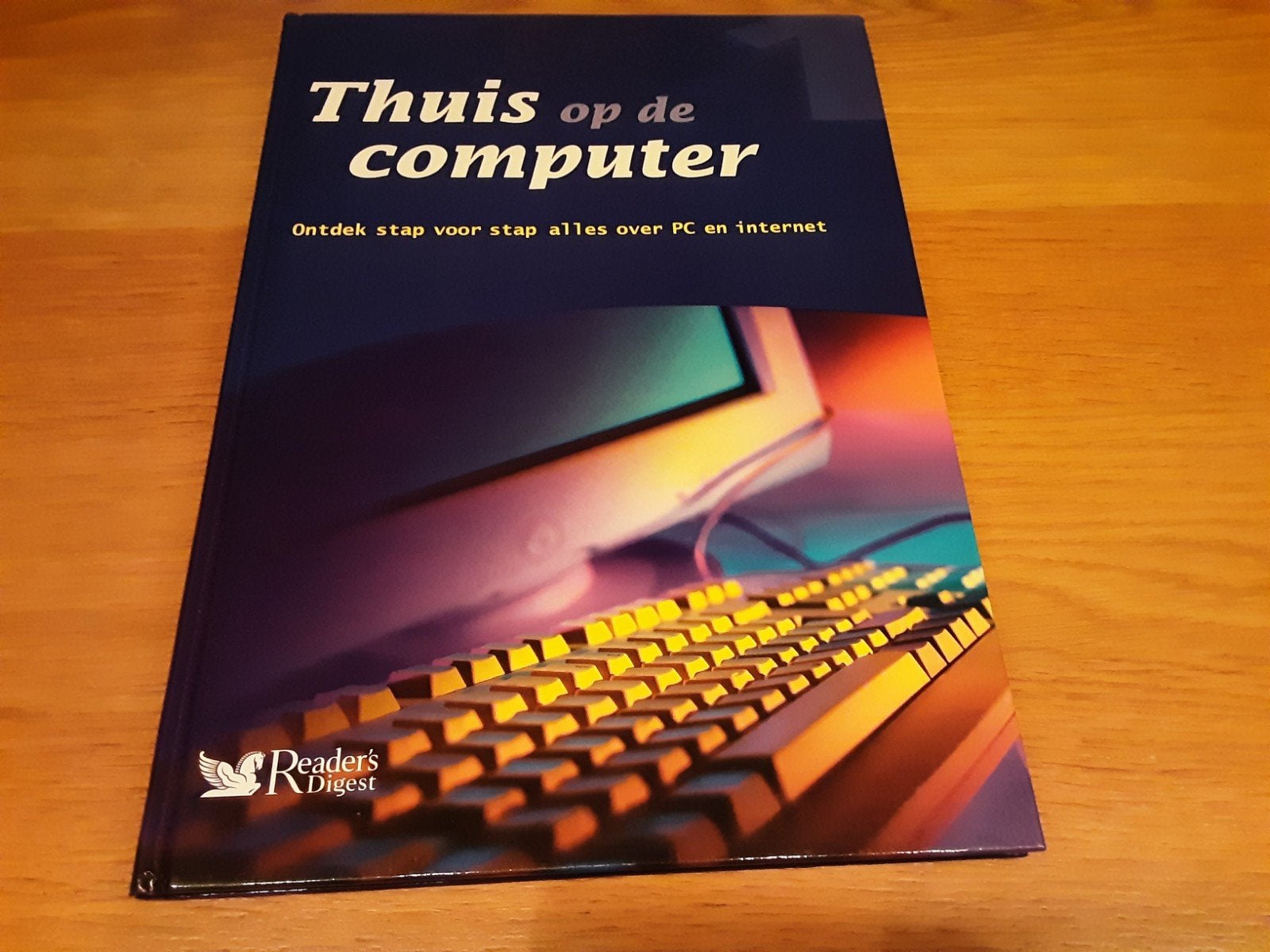 Thuis op de computer - Ontdek stap voor stap, Ophalen of Verzenden, Zo goed als nieuw, Overige onderwerpen, Reader's Digest