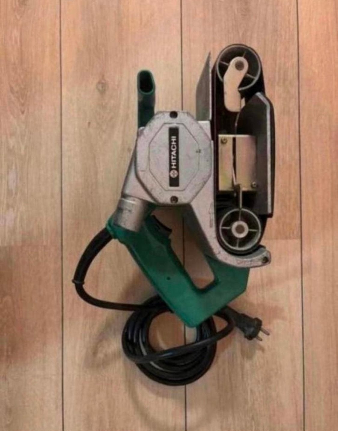 Bandschuurmachine Hitachi BS-75, Ophalen of Verzenden, Zo goed als nieuw, 600 tot 1200 watt, Bandschuurmachine
