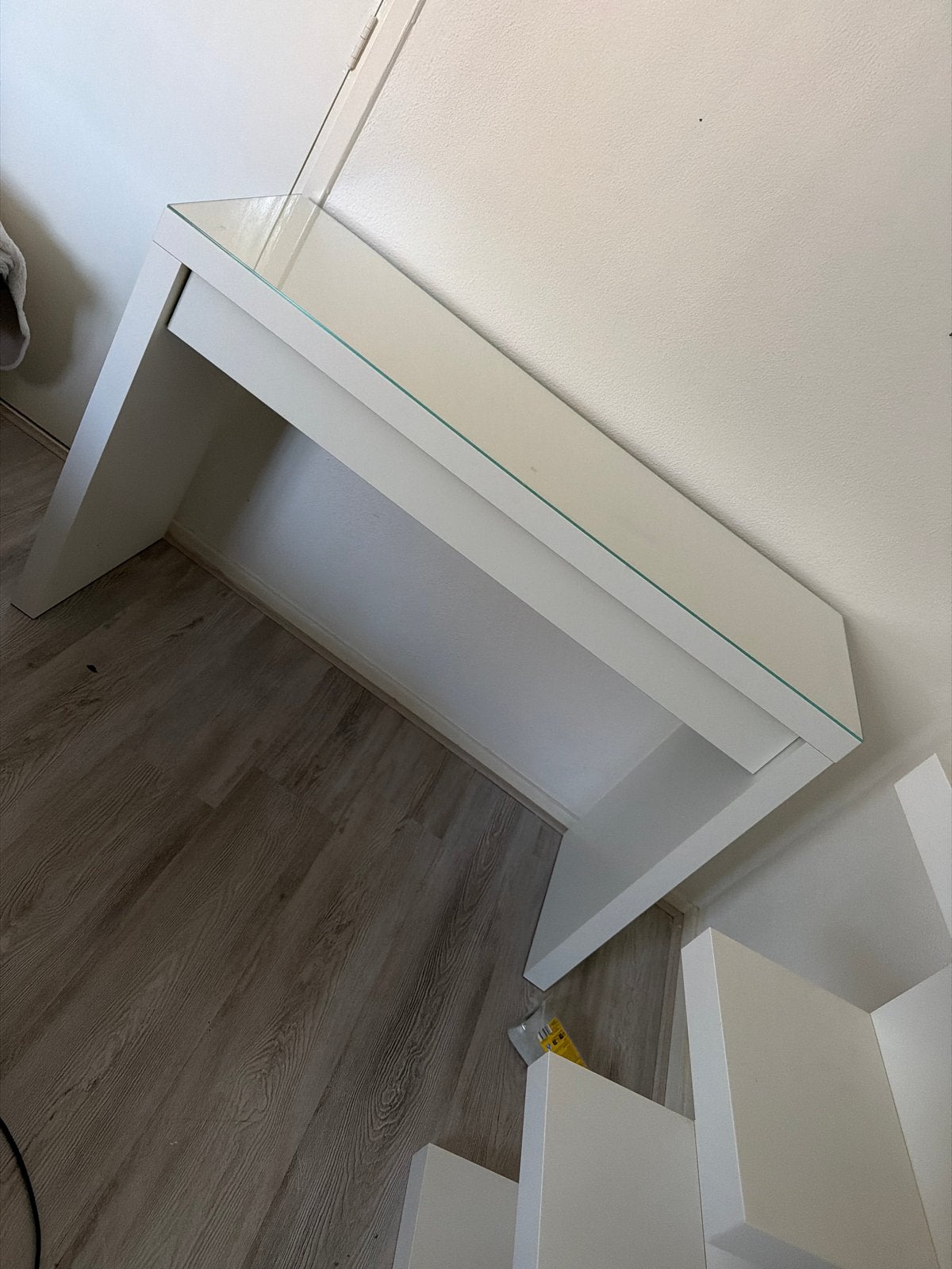 Witte console tafel met glazen blad, Huis en Inrichting, Ophalen, Gebruikt, Glas, 75 cm of meer
